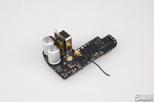 蘋果30W充電器A1882與29W充電器A1540拆解對比 PCB設計與內部工藝的進化